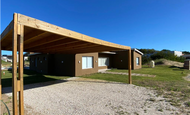 CASA EN VENTA COSTA ESMERALDA - ECUESTRE 281