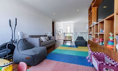 Linda casa en venta 5D en Piedra Roja, Chicureo