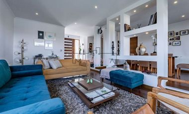 Linda casa en venta 5D en Piedra Roja, Chicureo