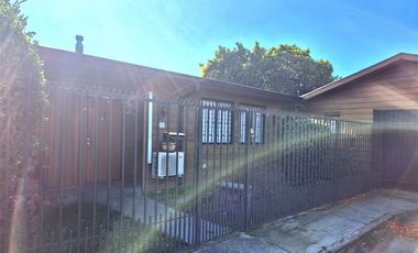 Casa en arriendo de 5 dorm. en Los Angeles