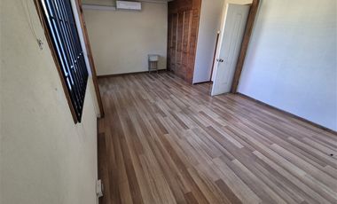 Casa en arriendo de 5 dorm. en Los Angeles