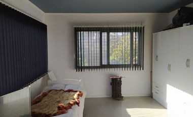 LATORRE PROP. VENDE CASA ESTILO MODERDO DE 3 AMB CON HERMOSO PARQUE