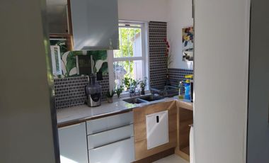 LATORRE PROP. VENDE CASA ESTILO MODERDO DE 3 AMB CON HERMOSO PARQUE