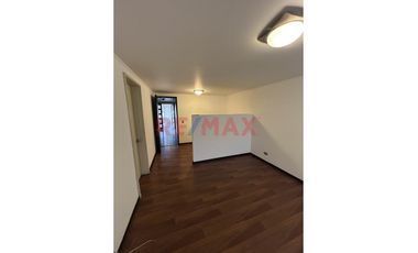 Vendo Hermoso Dpto. En Surco - 4 Dormitorios