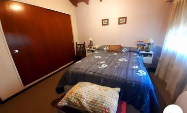 Venta Casa 6 ambientes con cochera patio terraza permuta por menor valor en CABA - Villa Devoto