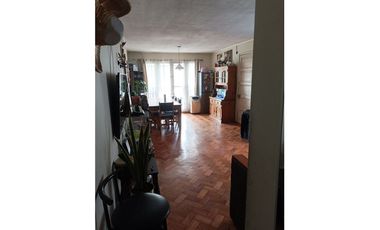 Casa en muy buena ubicacion comercial, 370 mts