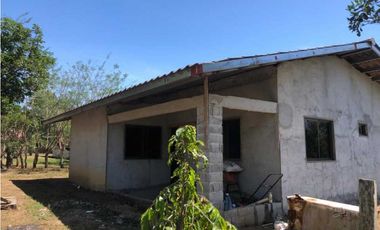 VENDO CASA EN OBRA GRIS  Y 2300M2 POTRERILLOS