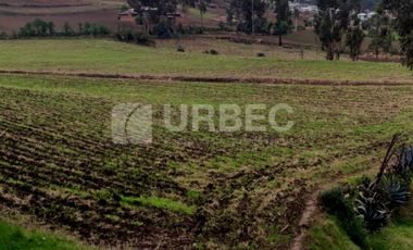 ¡OPORTUNIDAD ÚNICA DE INVERSIÓN EN GUARANDA! AMPLIO TERRENO MULTIUSOS A SOLO 10 MINUTOS DEL CENTRO 💎