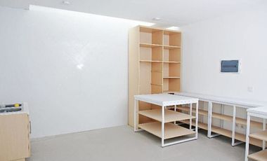 Rumah 6 Kamar Tidur Lokasi Nyaman - Vassa Lake Lippo Cikarang.