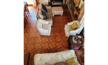 Casa en Venta - Zona Lasalle  - A metros del mar - Permuta en CABA