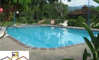 Alquiler de Finca de Recreo en San Jerónimo