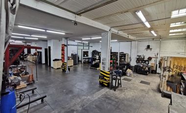 edificio en arriendo/venta en santa rosa. Cod A600159