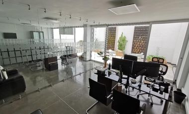 edificio en arriendo/venta en santa rosa. Cod A600159