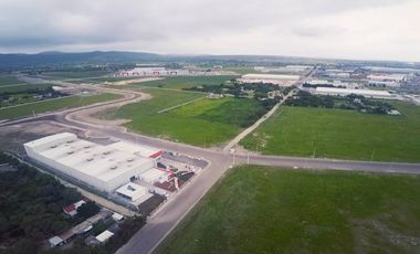 Terreno industrial en venta 18500 m en parque cerca de queretaro