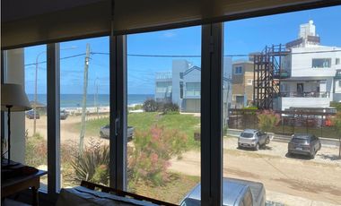 TRIPLEX FRENTE AL MAR DE OSTENDE