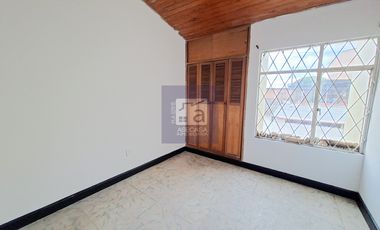 COD. 2537 - SE ARRIENDA CASA - BARRIO: SIN DEFINIR