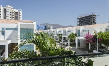 Casa en venta en Playa Salguero, Santa Marta