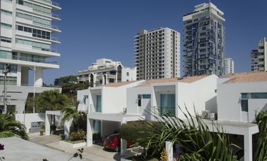 Casa en venta en Playa Salguero, Santa Marta