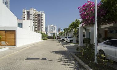Casa en venta en Playa Salguero, Santa Marta