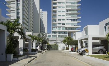 Casa en venta en Playa Salguero, Santa Marta