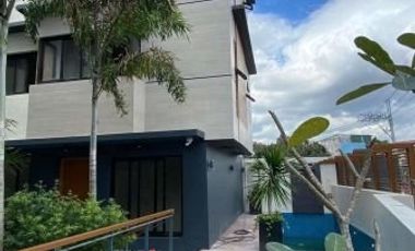 Townhouse in San Juan City: with Common Pool, Gym, 24/7 Security