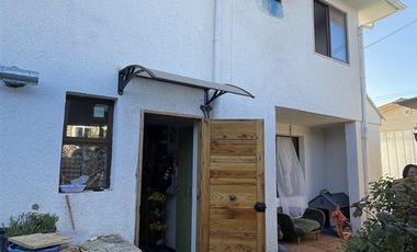Casa en arriendo de 4 dorm. V. del Mar, Viila Independencia