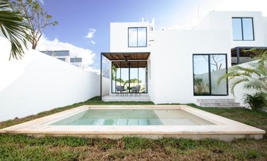 Casa en Privada Estela Nativa en Conkal, mod 110