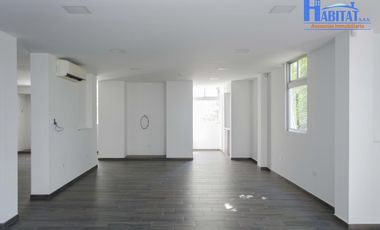 Arriendo oficinas, Edificio HABA, Santa Marta.