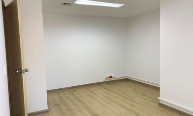 PR14756 Consultorio en renta en el sector de Patio Bonito