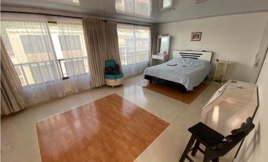 SE VENDE  EXCELENTE  CASA ALCZARES CON RENTA