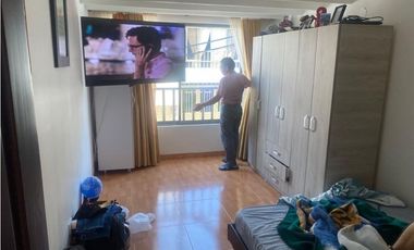 SE VENDE  EXCELENTE  CASA ALCZARES CON RENTA