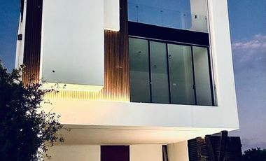 CASA EN RENTA EN COTO AL NORTE AGUASCALIENTES