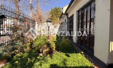 Casa en Venta en Av. Quilín con Av. Macul