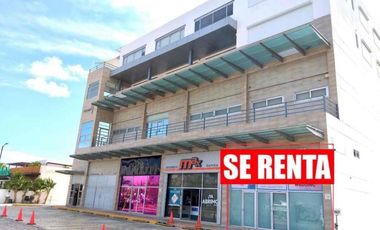 Local comercial en av Bonampak, cerca de puerto cancun