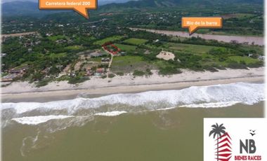 Terreno en venta  a 2 cuadras de la playa, Pto. Esc. Oax.