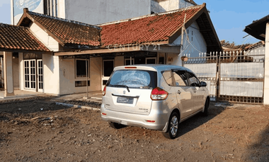 Rumah Luas Di Ringroad Utara Dekat Bandara Adisucipto Untk Kantor