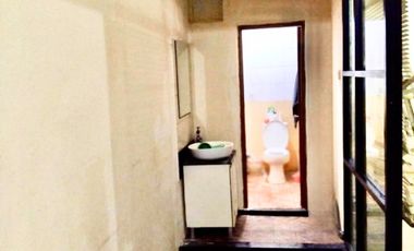 Rumah di Tebet Timur Dalam Jakarta Akses 2 Mobil Lega