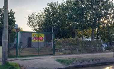 Vivienda sobre avenida en Ingeniero Allan, Varela