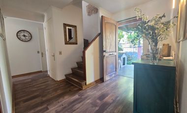 Casa en venta San Carlos de apoquindo 6D/4B