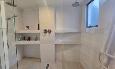 Casa en venta San Carlos de apoquindo 6D/4B