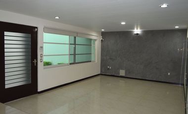 CASA  EN COUNTRY CLUB