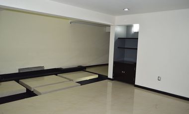 CASA  EN COUNTRY CLUB