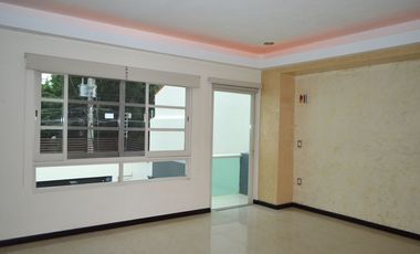 CASA  EN COUNTRY CLUB