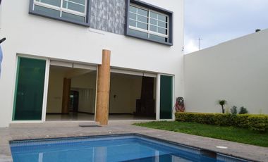 CASA  EN COUNTRY CLUB
