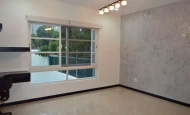 CASA  EN COUNTRY CLUB