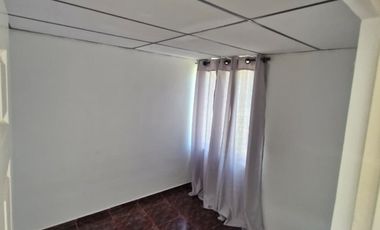 casa en arriendo en las tinajas. Cod A21097