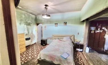 VENTA CASA 4 AMBIENTES A VALOR LOTE