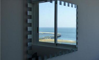 La mejor unidad en Avenida Balboa con vista al mar - Bay View