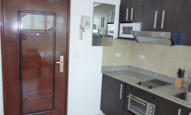 La mejor unidad en Avenida Balboa con vista al mar - Bay View