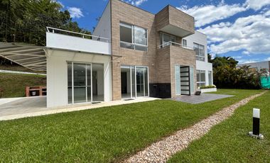 casa condominio en venta en vereda san juan. Cod V1093037